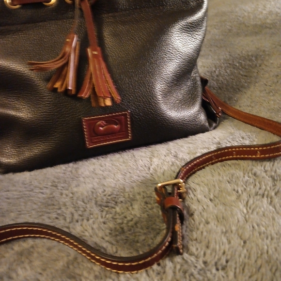 Dooney & Bourke Black With Brown Leather Bag - Picture 3 of 12